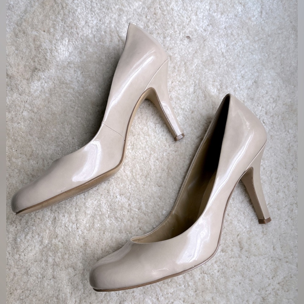Nine West Nude Glossy Heels
